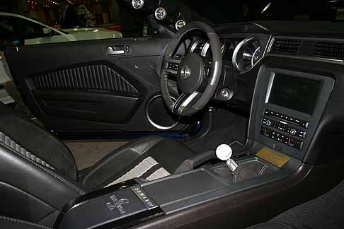 Shelby - Interni vettura della Shelby GT500 Super Snake width=